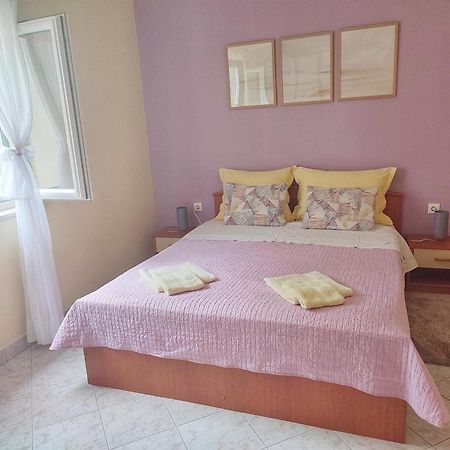 Apartments Vesna Lastovo エクステリア 写真