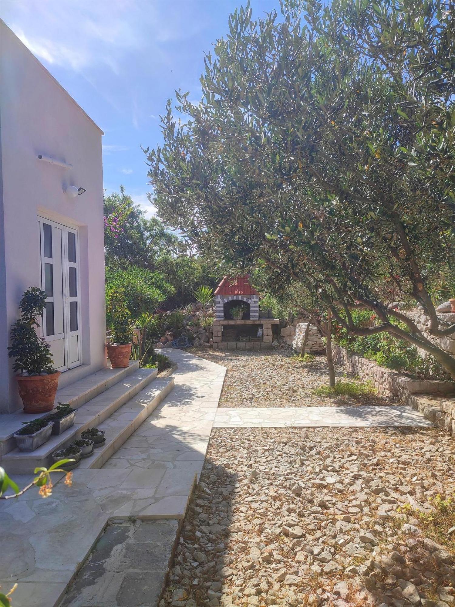 Apartments Vesna Lastovo エクステリア 写真