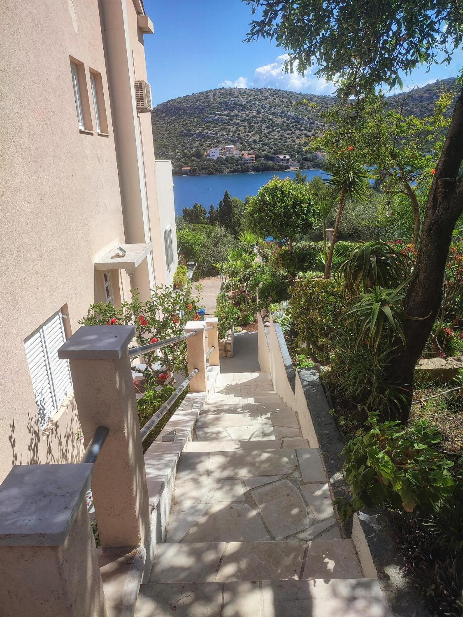 Apartments Vesna Lastovo エクステリア 写真